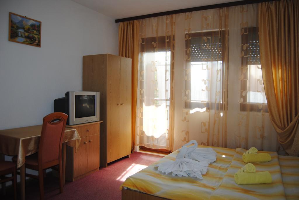 Joleski Accommodation โอครีด ภายนอก รูปภาพ