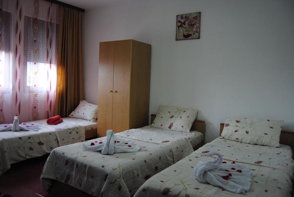Joleski Accommodation โอครีด ภายนอก รูปภาพ