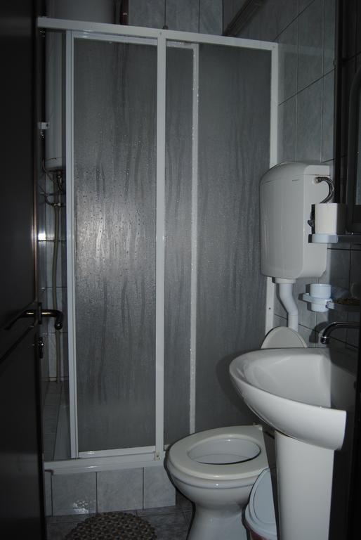 Joleski Accommodation โอครีด ภายนอก รูปภาพ