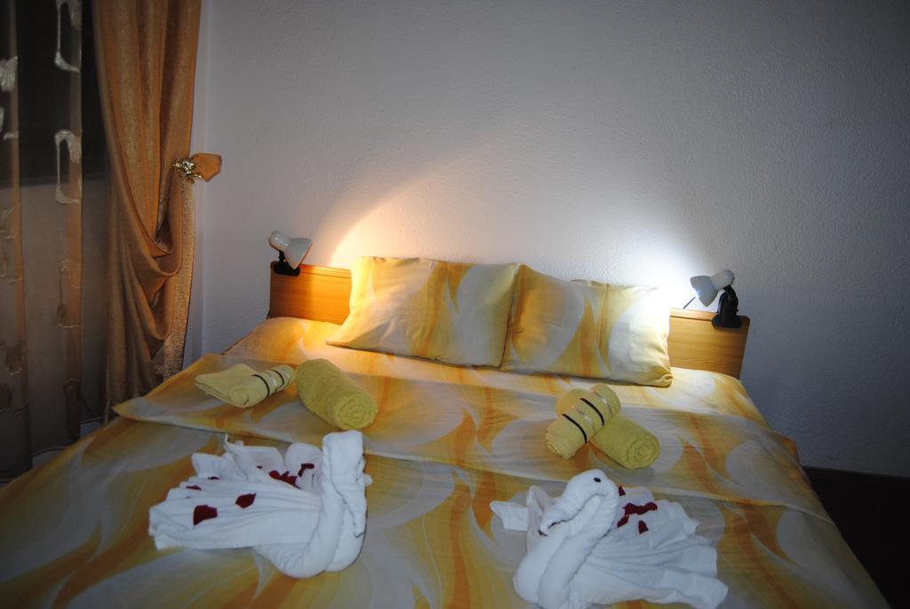 Joleski Accommodation โอครีด ภายนอก รูปภาพ